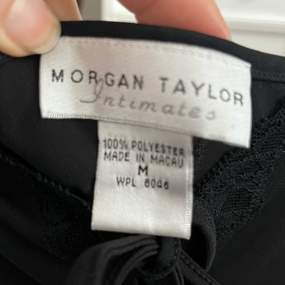 MORGAN TAYLOR INTIMATES - Picture 7 of 8